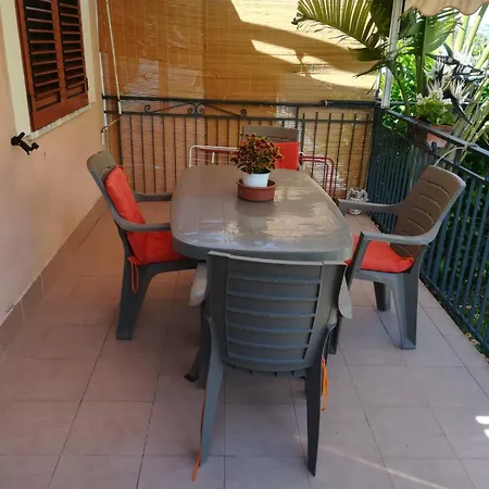 Con 2 Stanze E Giardino Lägenhet Agnone Cilento